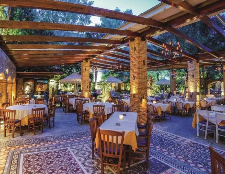 Δεξίωση Γάμου Πέτρινο Restaurant Γλυφάδα