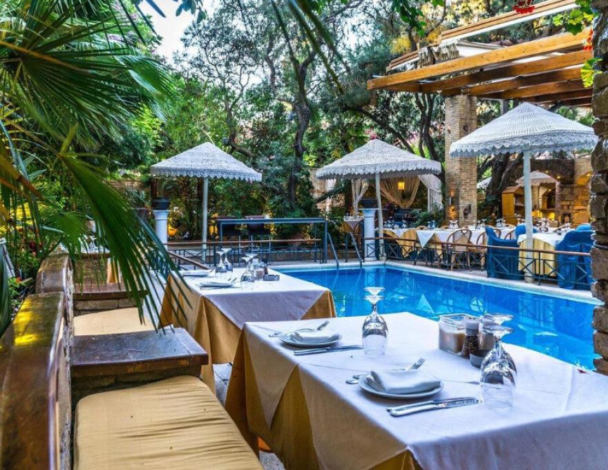 Δεξίωση Γάμου Πέτρινο Restaurant Γλυφάδα