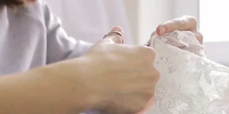 Ιδέες για να αξιοποιήσω το νυφικό μου, μετά τη γαμήλια τελετή