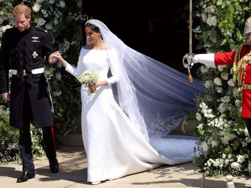 Τα εντυπωσιακά νυφικά της πριγκίπισσας Μέγκαν